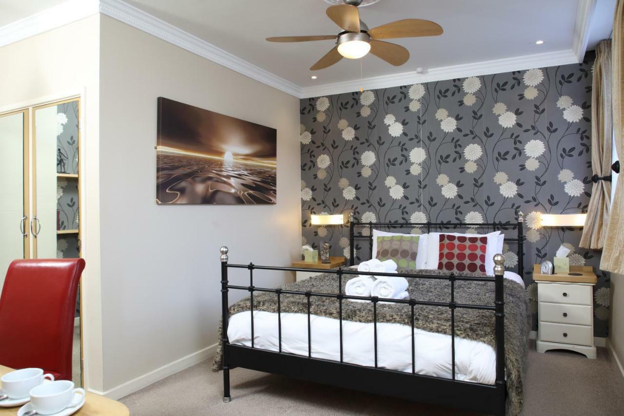 Eight Bells Mini-hôtel 4*